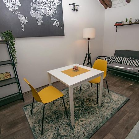 Studio Apartman Dalia Lägenhet Zagreb Exteriör bild